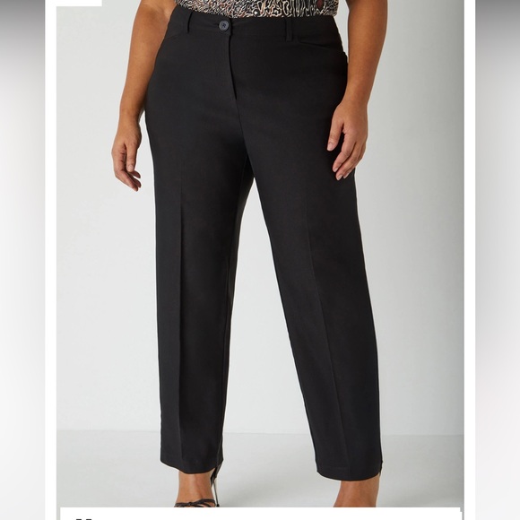 Women’s Pants - Picture 4 of 5
